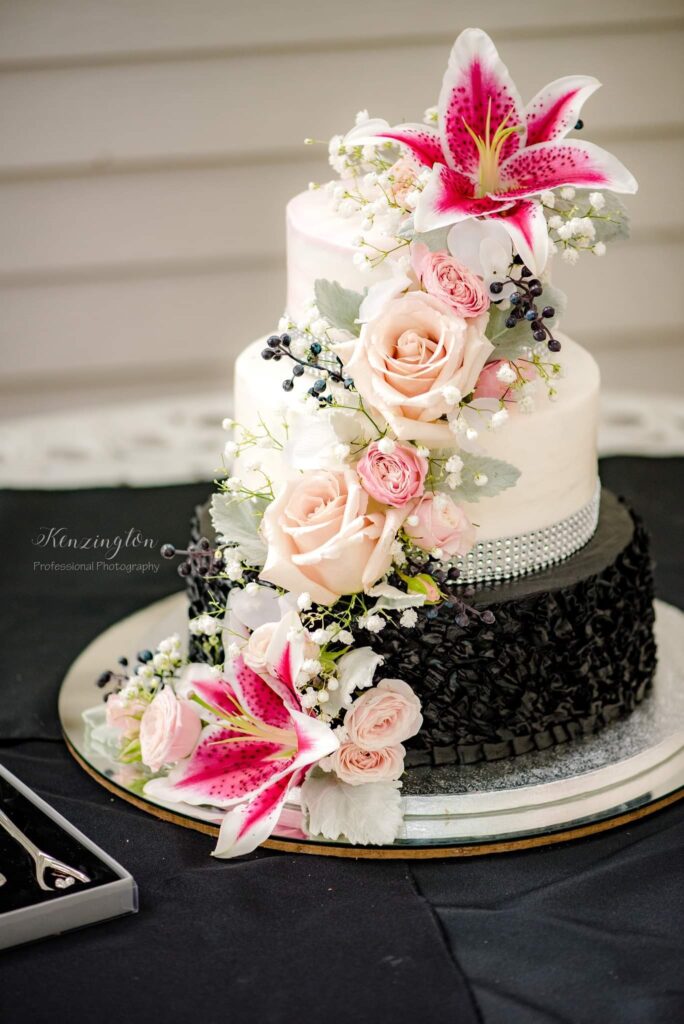 cake and flowers